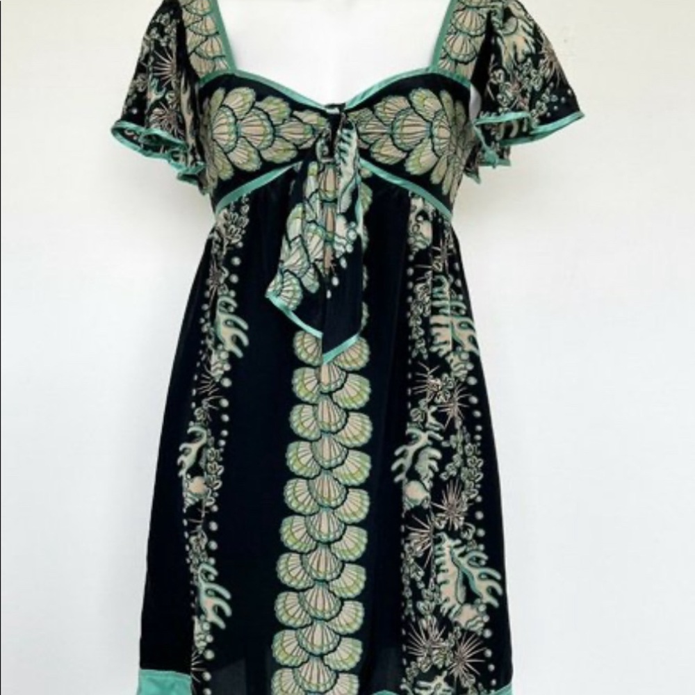 NANETTE LEPORE Black and Green ruffle sea dress